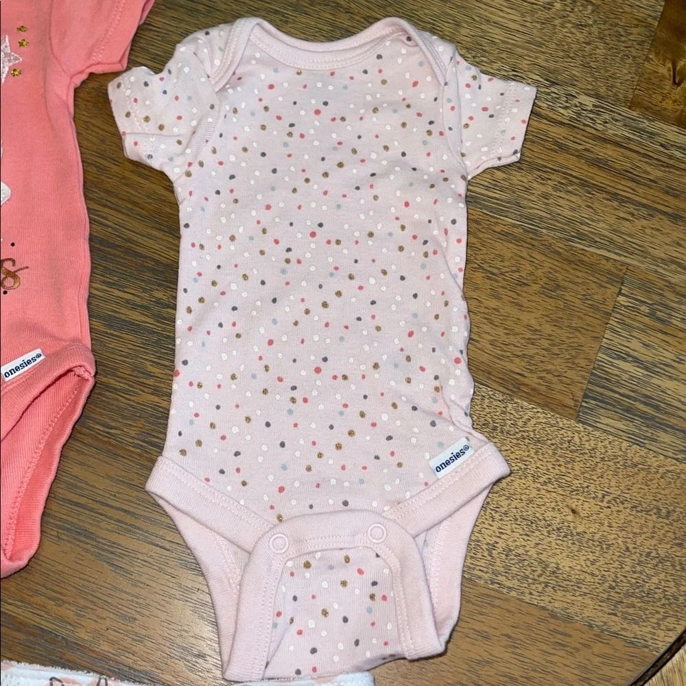Gerber Chick Pea Baby Girl Bodysuit and Bib Set Pink Peach Bunny Newborn 5pc